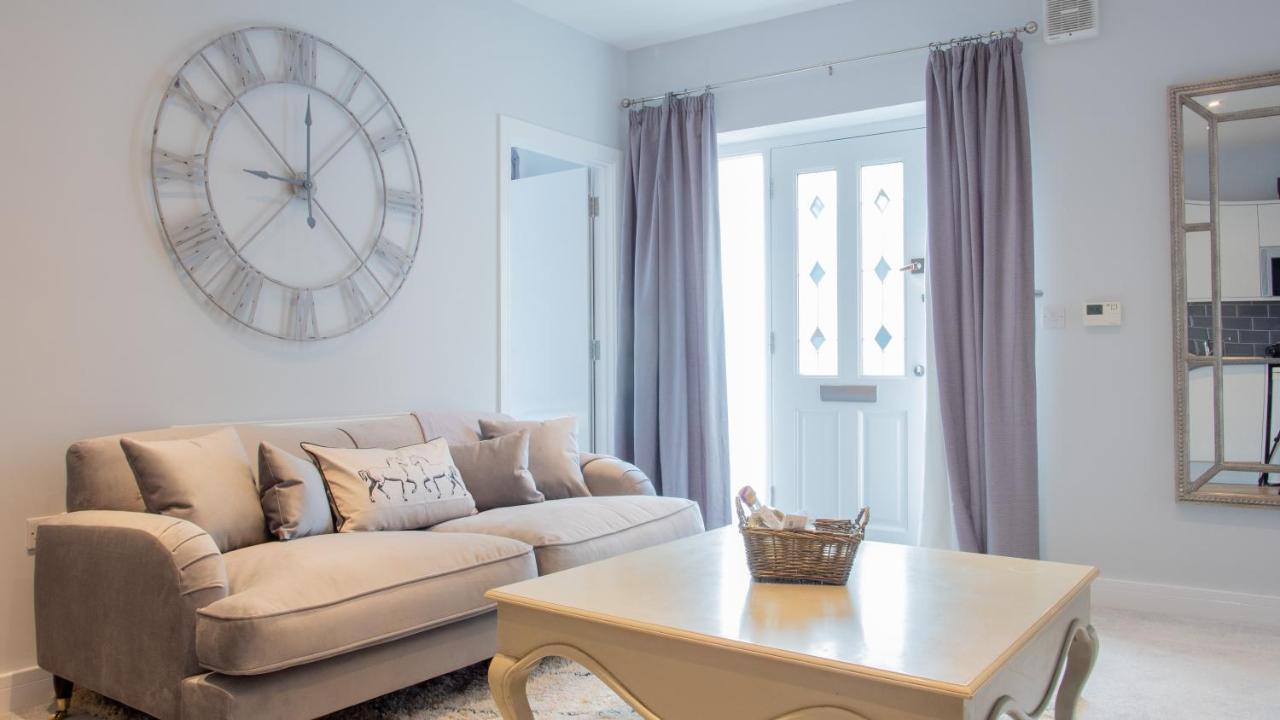 Modern Apartment With Free Parking And Wifi Stratford-upon-Avon Eksteriør billede